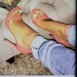 WILD DIVA WOMEN"S STRAPPY HEELED OPEN TOE SANDAL